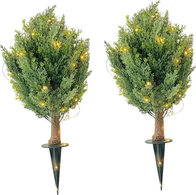 Produktbild von Künstliche Zypressen-Kugel-Bäume - Topiary 2er-Set 75 cm - Mit LED-Licht - Mit Erdspießen - Für außen - PE - Tiefrosa