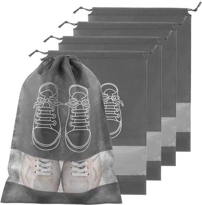 Immagine prodotto di Unyqoos® Set di 5 sacchetti per scarpe anti-polvere, 44 x 32 cm – tessuto non tessuto traspirante, coulisse e finestra trasparente, adatti fino alla taglia 47, ideali per viaggi e conservazione