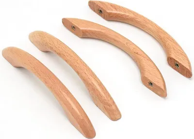 Produktbild von Stilvolle Holzgriffe für Schränke und Möbel - Set von 8 mit 16 Schrauben