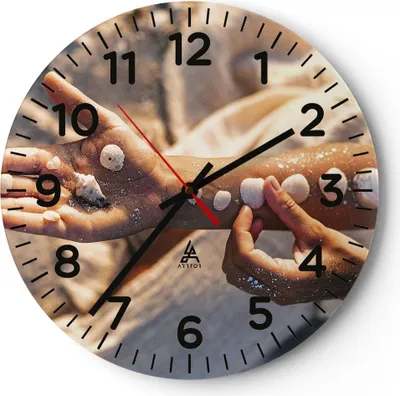 Produktbild von Wanduhr - Rund - Glasuhr - Muschel Hand Strand - 30x30cm - Schleichendes Uhrwerk - Lautlos - zum Aufhängen bereit - Dekoration Modern - Wanddekoration aus Glas - C4AR30x30-5102