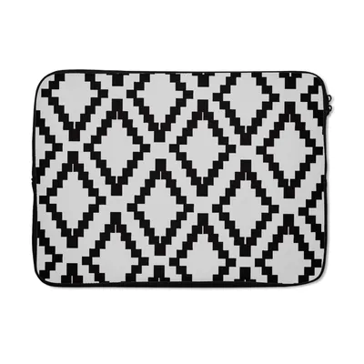 Produktbild von MuchoWow® Laptop Hülle 13 Zoll Muster - Schwarz - Weiß - Luxus Laptoptasche - Laptophülle - Sleeve - Rundumschutz