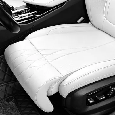 Produktbild von Omgoods – Orthopädisches Sitzkissen mit Fußstütze für das Auto