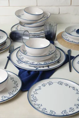 Produktbild von Keramika Geschirrset  - Blue Bloom - 24 teilig - 6 Personen - Steingut