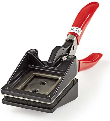 Immagine prodotto di Taglierina per fototessera | 35 x 45 mm | Metallo | Rosso / Nero