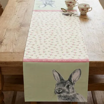 Produktbild von Tischläufer "Blümchenhase" creme, mit nostalgischem Hasenmotiv, 40x140 cm, Mitteldecke