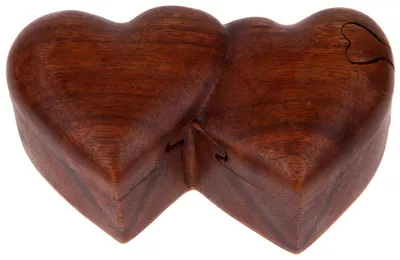 Zdjęcie produktu dla Drewniane pudełko w kształcie serca, ręcznie rzeźbione, 13 x 7 x 5 cm