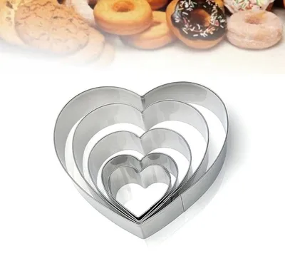 Immagine prodotto di Stampi per biscotti a forma di cuore, set da 5 pezzi, acciaio, diverse dimensioni, da 4 a 11,5 cm