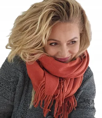 Produktbild von Agrafka Warmer Einfarbiger Schal mit Fransen Weich