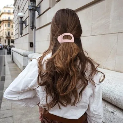 Produktbild von Große französische Haarspangen für Damen, flache matte Haarklammern mit starkem Halt für dickes und dünnes Haar, 2er-Pack in 2 Farben