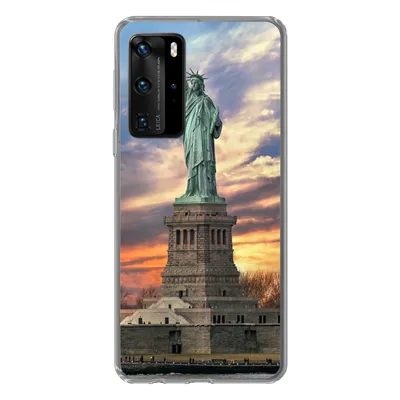 Produktbild von MuchoWow® Handyhülle Schutzhülle Hülle für Huawei P40 Pro Freiheitsstatue in New York bei Sonnenuntergang Silikon Softcase Handy Hülle - Schutz