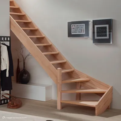 Produktbild von Holztreppe Intercon Savoy | Buche | 1/4 gewendelter Verlauf | Linkswendelung | ohne Geländer | ohne Setzstufen