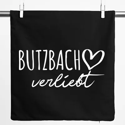 Produktbild von Huuraa Kissenbezug Butzbach verliebt 40x40cm Black Baumwolle Dekokissenbezug Geschenkidee