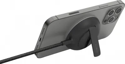 Produktbild von Belkin MagSafe USB-C Ladepad m Kickstand
