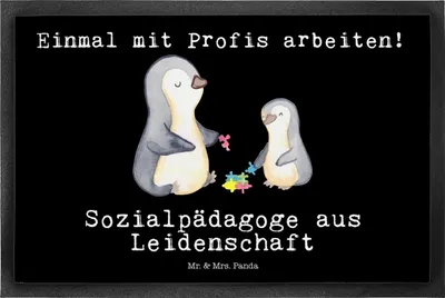 Produktbild von Mr. & Mrs. Panda fußmatte Sozialpädagoge Leidenschaft 50 x 75 cm - Schwarz - Geschenk, Gummimatte, Schmutzmatte, Schmutzfangmatte, abstreifer, Fußabtreter