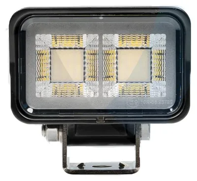 Produktbild von LED-Arbeitsscheinwerfer-Reflektor TT TECHNOLOGY SCHWARZ TT.13440 40xLED 2630lm rechteckig