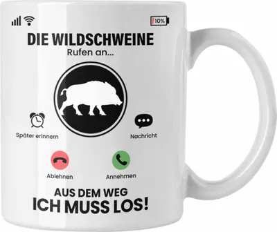 Produktbild von Trendation - Die Wildschweine Rufen An Tasse Geschenk für Wildschweine Züchter Besitzer Geschenkidee Lustig Spruch  Jäger Jagd (Weiß)