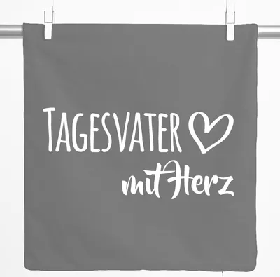 Produktbild von Huuraa Kissenbezug Tagesvater mit Herz 40x40cm Steel Grey Baumwolle Dekokissenbezug Geschenkidee