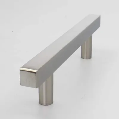 Produktbild von Handgriffshop Krysrle Möbelgriff Schwarz 96 mm Küchengriff Schrankgriff Schubladengriff Möbelbeschlag Lochabstand 192mm Griff Schwarz-Matt