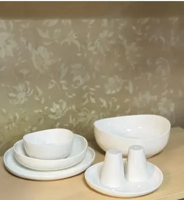 Produktbild von Porzellan-Serviesset 27-teilig weiß, Teller Ø 25,4 cm, spülmaschinengeeignet