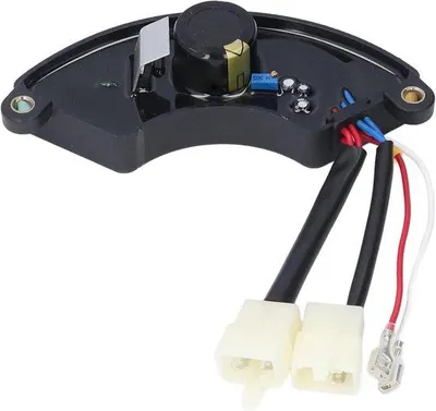 Productafbeelding van Automatische spanningsregelaar voor generatoren, 380 V - 5-65 kW | Geschikt voor driefasige benzin- en dieselgeneratoren