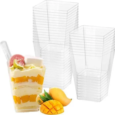 Produktbild von Plastik Dessertbecher 150ml mit Löffel für Mousse Pudding