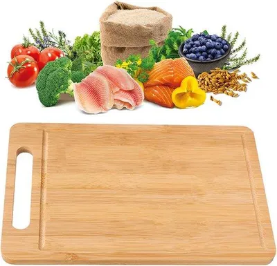 Image de Planche à découper en bambou - Convient pour une utilisation sur la table de cuisine - Idéale pour découper et servir du pain, des salades et des légumes - 30,5 x 20 x 1,2 cm