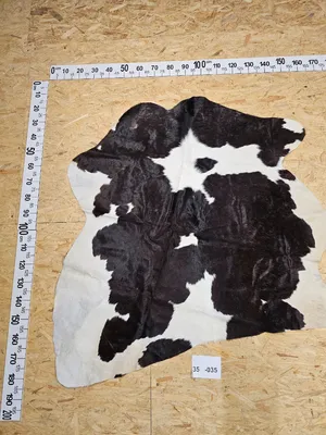 Produktbild von Kuhfell mit kleinen Mängeln 35-035