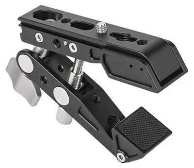 Productafbeelding van Camera-superklem, een krabvormige schuifvergrendelingsblok met 1/4- en 3/8-inch schroefgaten, geschikt voor camera's, statieven en lichtstatieven