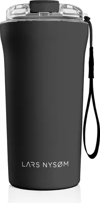 Obrázek produktu pro LARS NYSØM Termo hrnek na kávu s poutkem a víčkem z Tritanu | Cestovní hrnek 0,5 l bez BPA s izolací (Onyx Black, 500 ml)