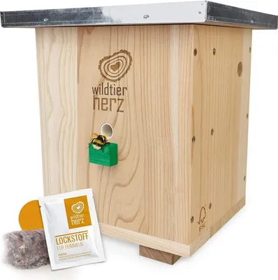 Produktbild von WILDTIER HERZ I GROßES HUMMELHAUS NATUR - Natur Maße: 29cm X 31cm X 25cm (Bxhxt) Holz