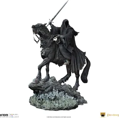 Produktbild von Herr der Ringe Deluxe Art Scale Statue 1/10 Nazgul on Horse 42 cm