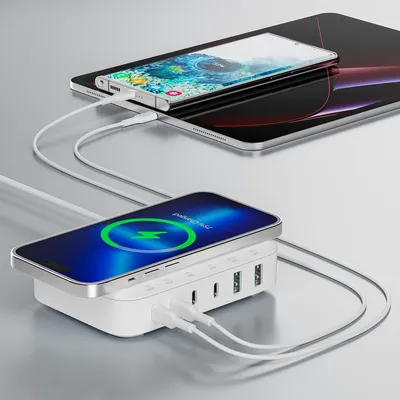 Produktbild von 4smarts 7in1 GaN Ladestation 100W Wireless Charger. wei
