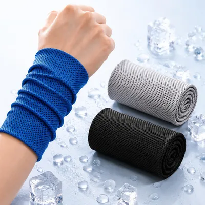 Produktbild von 3 Stück Kühlhandtuch Cooling Towel, Sporthandtuch, Schweißband & Kühlband, schnelltrocknend, als Halsband,Stirnband,Armband für Fitness,Laufen,Outdoor
