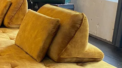 Produktbild von KAWOLA Rückenkissen WIOLO velvet cognac