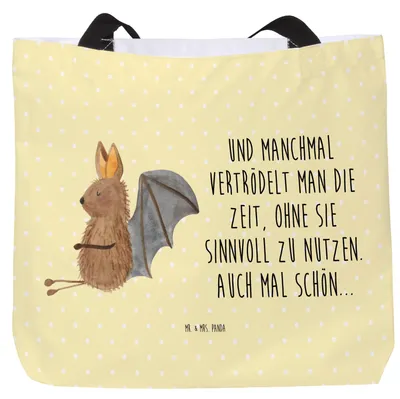 Produktbild von Mr. & Mrs. Panda Reisetasche Fledermaus Sitzen - Gelb Pastell - Geschenk, Strandtasche, Lustige Sprüche, Tasche, Schultasche, Motivation, Büchertasche, Tote Bag