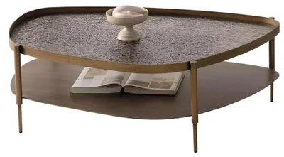 Image de Table basse avec structure métallique dorée et surface unique