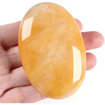 Obrázek produktu pro Sorgenstein, žlutý nefrit, leštěný, oválný, 5,6–6,1 cm, 1 kus
