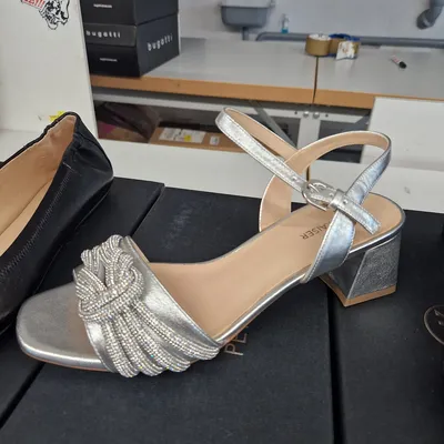 Produktbild von Peter Kaiser Sandalette Silber