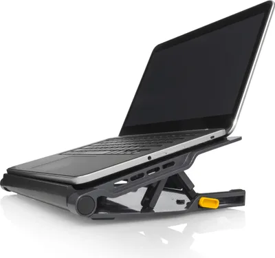 Produktbild von Targus Chill Mat - Notebook-Ständer - mit USB 2.0-Hub mit 4 Ports - Schwarz, Grau