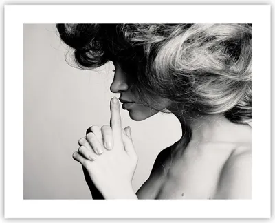 Produktbild von Poster - Poster ohne Rahmen - Frau Modell - 50x40 cm - Wand Bild - Wanddeko - Wandbilder - Kunstposter - Wandposter - Bilder - Kunstdruck - Wanddekoration - Wandbild - P2XAA50x40-3546