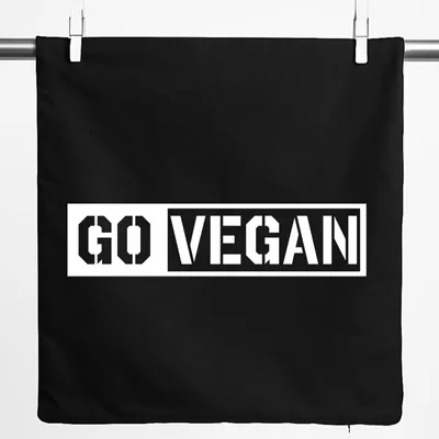 Produktbild von Huuraa Kissenbezug Go Vegan Modern 40x40cm Black Baumwolle Dekokissenbezug Geschenkidee
