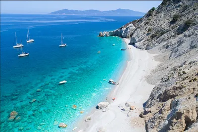 Zdjęcie produktu dla Fototapeta Rajska Plaża Krajobraz z widokiem na Morze Abstrakcyjne Skały Pejzaż Ozdoba na ścianę 3D 416x290cm