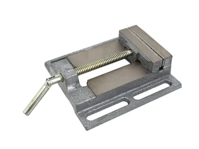 Obrázok produktu pre Strojárenský zverák 100mm 01571