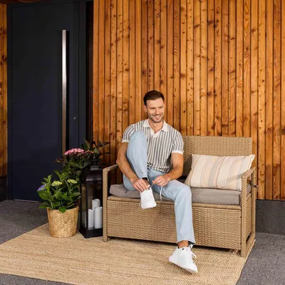 Produktbild von di volio Gartenbank mit Stauraum Verbana - beige, für 2 Personen, wetterfest & wasserdicht, ideal für Balkon, Terrasse und Garten