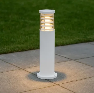 Image de TRONCO White Lampadaire 1 ampoule en aluminium