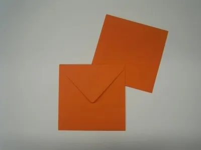 Produktbild von Briefumschläge 125x140mm 100g/qm gummiert VE=100 Stück orange