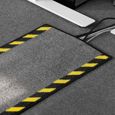 Immagine prodotto di Stuoia per cavi con bordo di segnalazione per la protezione da inciampo antiscivolo nero-giallo 40 x 100 cm