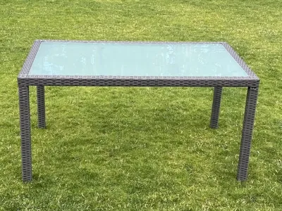 Produktbild von Moderner Gartentisch AVVICENTE - Esstisch 150 x 90 cm für 6 Personen