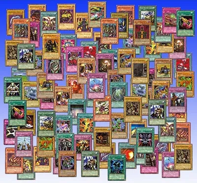Produktbild von 100+1 verschiedene PREMIUM+Ultra Rare Yu-Gi-Oh Karten