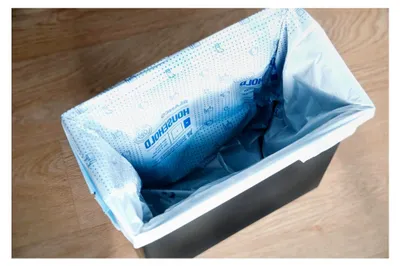 Produktbild von Müllbeutel Größe M (12-19 Liter) | mit Zugband | reißfest und wasserdicht | Abfallbeutel | einfache Entsorgung | 50% recycelter Kunststoff | geeignet für SELECT und FLEXON